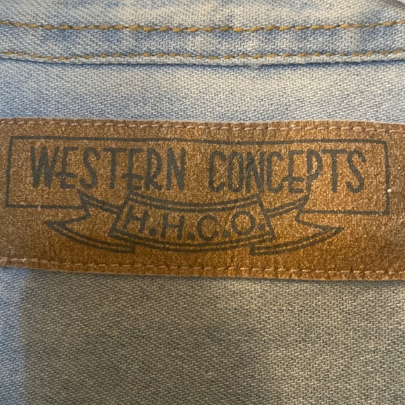 Vintage Western Concepts Silver Star denim button down size medium - Picture 3 of 5